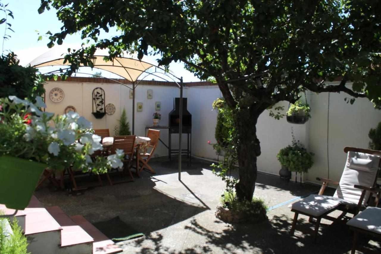 Alojamiento La Olmedana Olmedo Exterior foto