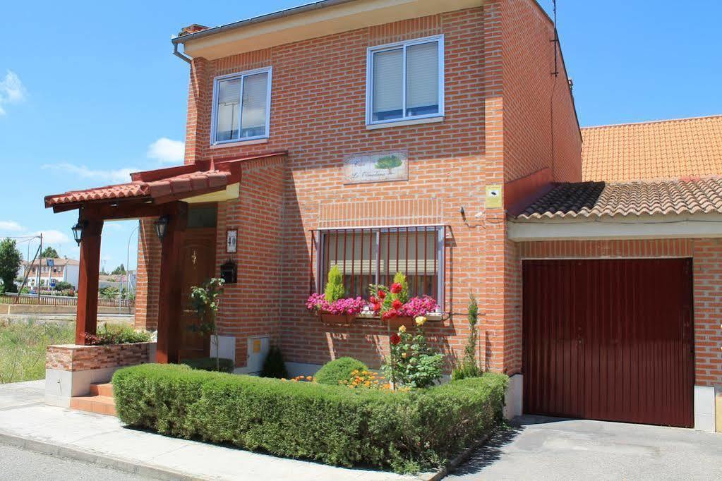 Alojamiento La Olmedana Olmedo Exterior foto